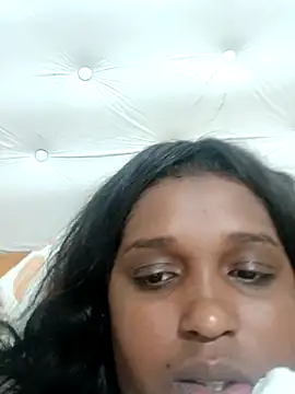 annybarros21 online show from 10, 4, 2026