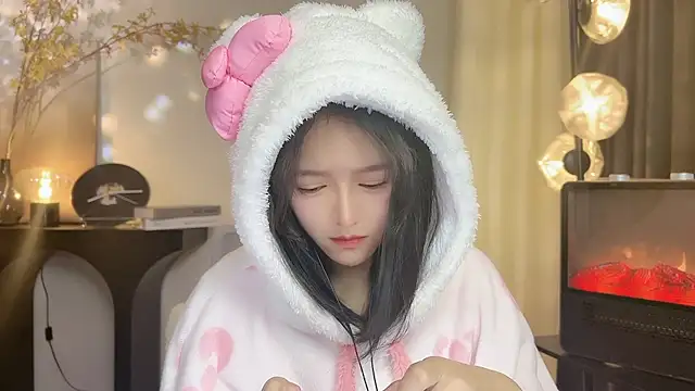 xiaodaibabyy online show from 24, 12, 2024