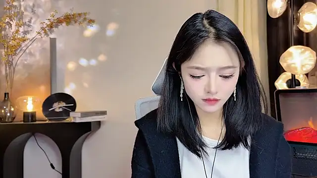 xiaodaibabyy online show from 7, 2, 2025