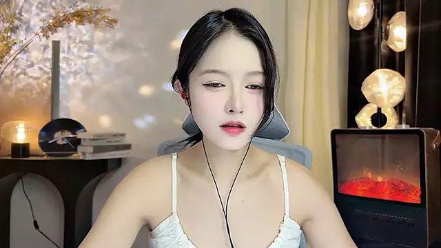 xiaodaibabyy online show from 22, 2, 2025