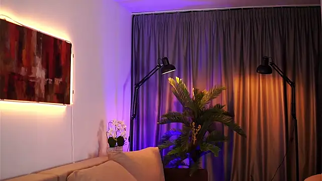 GinaValentinna online show from 9, 1, 2025