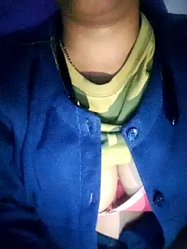 Snapshot of lovelyruhi chatting on 8, 1, 2025 lovelyruhi online show from 8, 1, 2025