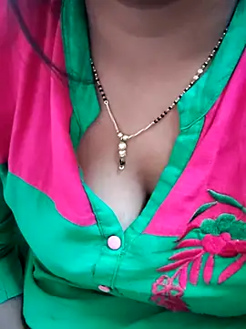 Snapshot of lovelyruhi chatting on 21, 1, 2025 lovelyruhi online show from 21, 1, 2025