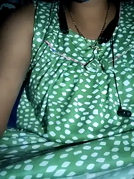 Snapshot of lovelyruhi chatting on 14, 2, 2025 lovelyruhi online show from 14, 2, 2025