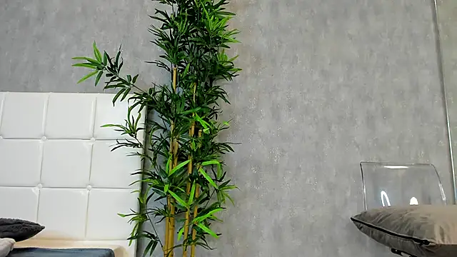 Snapshot of KatelynSparks chatting on 17, 3, 2025 KatelynSparks online show from 17, 3, 2025