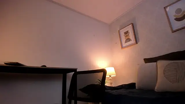 Caroline dh online show from 11, 3, 2026