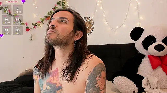 Carlasxdreams online show from 6, 10, 2025