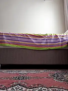 nyraminyon online show from 12, 9, 2025