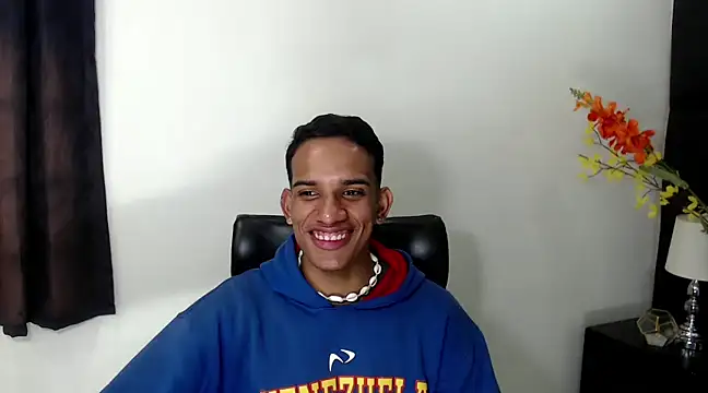 AbrahanBratz online show from 3, 1, 2025