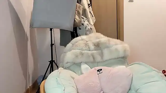 Lili-2 online show from 17, 1, 2025