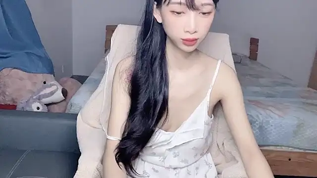 Lili-2 online show from 9, 9, 2025