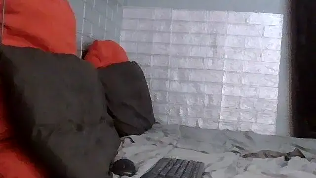 Feathergal69  online show from 18, 2, 2026