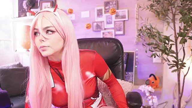 Snapshot of Dear_Morgan chatting on 29, 10, 2025 Dear Morgan online show from 29, 10, 2025