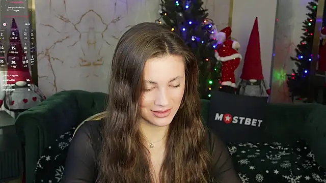 Julia  Star  online show from 14, 1, 2025