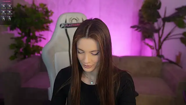 Julia  Star  online show from 26, 3, 2026