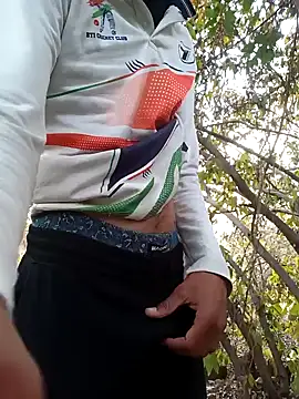 Snapshot of Piyush_2024 chatting on 28, 1, 2025 Piyush 2024 online show from 28, 1, 2025