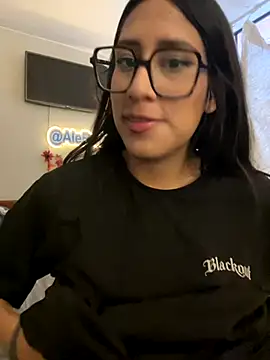 AleFantasy0001 online show from 23, 11, 2025