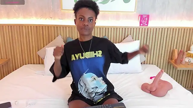 Snapshot of kenya_stone_1 chatting on 1, 11, 2025 kenya stone 1 online show from 1, 11, 2025