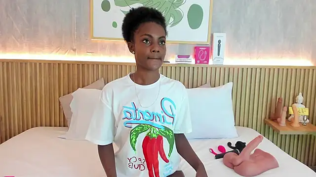 Snapshot of kenya_stone_1 chatting on 19, 11, 2025 kenya stone 1 online show from 19, 11, 2025