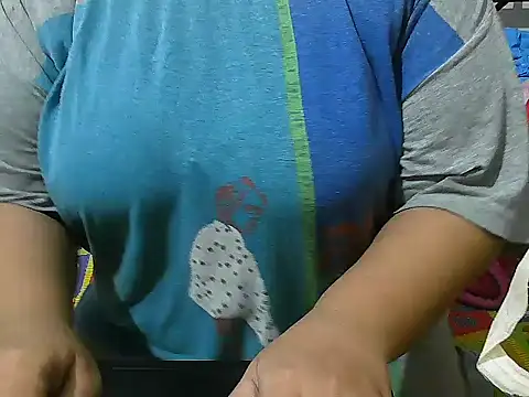 Queen of boobs01 online show from 20, 1, 2025