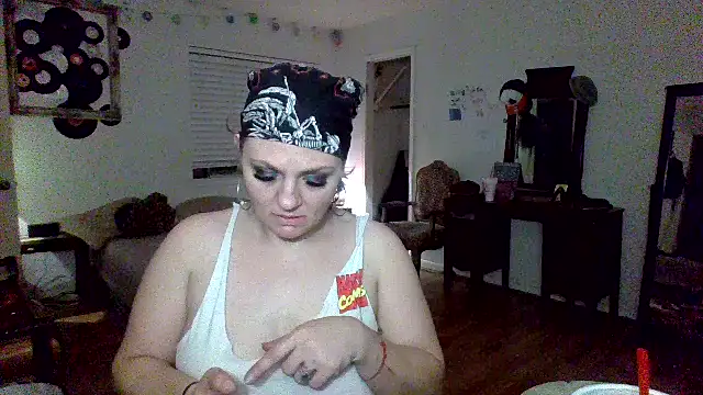 Snapshot of sophiarica chatting on 8, 5, 2026 sophiarica online show from 8, 5, 2026