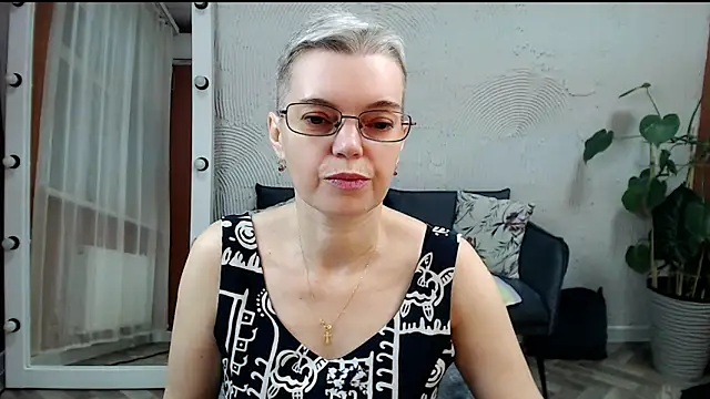 Cutie Erikaa1 online show from 20, 11, 2025