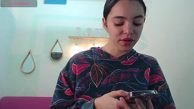 Mia-kalinfa online show from 19, 2, 2025