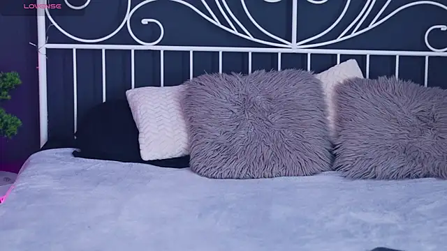 MissLilaa online show from 14, 1, 2026