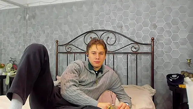 Snapshot of Marcus_Swampov chatting on 11, 1, 2025 Marcus Swampov online show from 11, 1, 2025