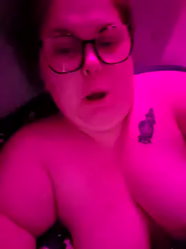 Snapshot of Tallulah-mae-xoxox chatting on 28, 10, 2025 Tallulah-mae-xoxox online show from 28, 10, 2025