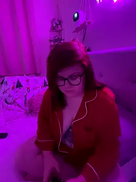 Snapshot of Tallulah-mae-xoxox chatting on 22, 11, 2025 Tallulah-mae-xoxox online show from 22, 11, 2025