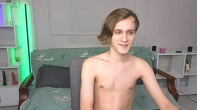 Snapshot of nikompell chatting on 10, 1, 2025 nikompell online show from 10, 1, 2025