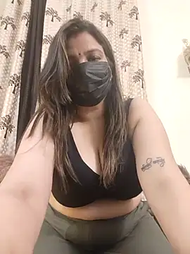 Snapshot of Archi-07 chatting on 26, 2, 2025 Archi-07 online show from 26, 2, 2025