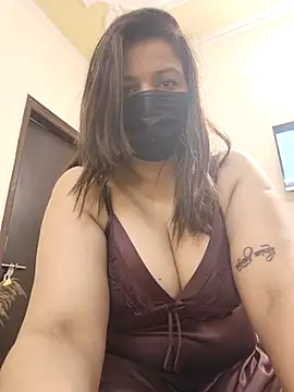 Snapshot of Archi-07 chatting on 7, 3, 2025 Archi-07 online show from 7, 3, 2025