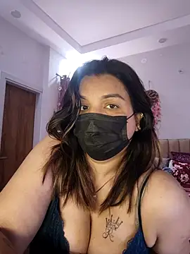 Snapshot of Archi-07 chatting on 16, 11, 2025 Archi-07 online show from 16, 11, 2025