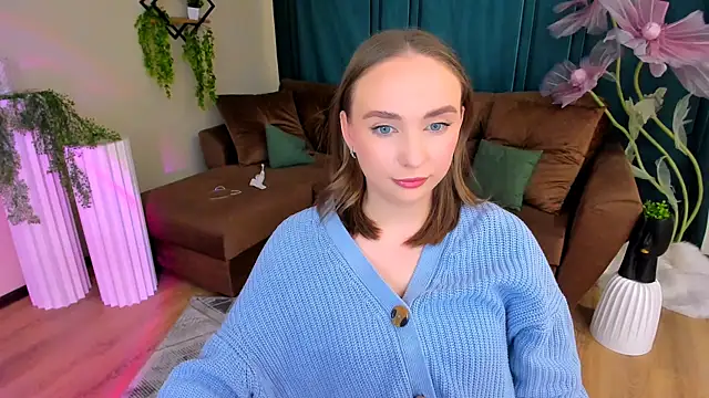 TrueReincarnation online show from 17, 9, 2025