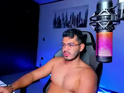 Snapshot of BrunoD31 chatting on 20, 12, 2024 BrunoD31 online show from 20, 12, 2024