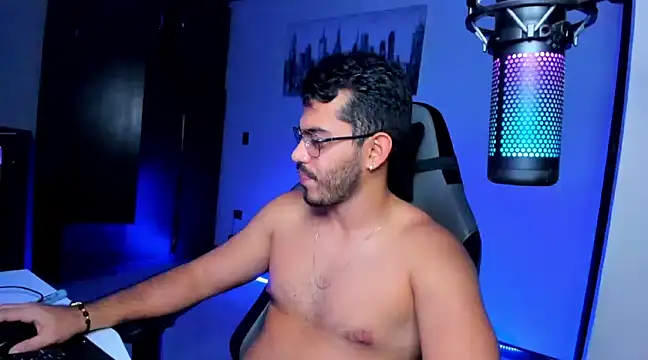 Snapshot of BrunoD31 chatting on 6, 1, 2025 BrunoD31 online show from 6, 1, 2025