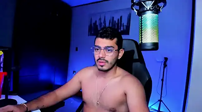 Snapshot of BrunoD31 chatting on 11, 2, 2025 BrunoD31 online show from 11, 2, 2025