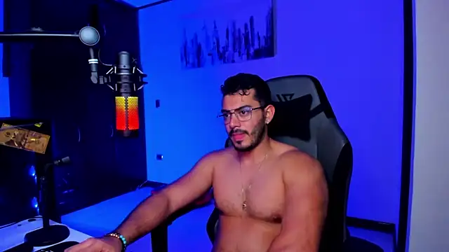 Snapshot of BrunoD31 chatting on 9, 10, 2025 BrunoD31 online show from 9, 10, 2025