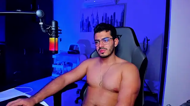 Snapshot of BrunoD31 chatting on 3, 11, 2025 BrunoD31 online show from 3, 11, 2025