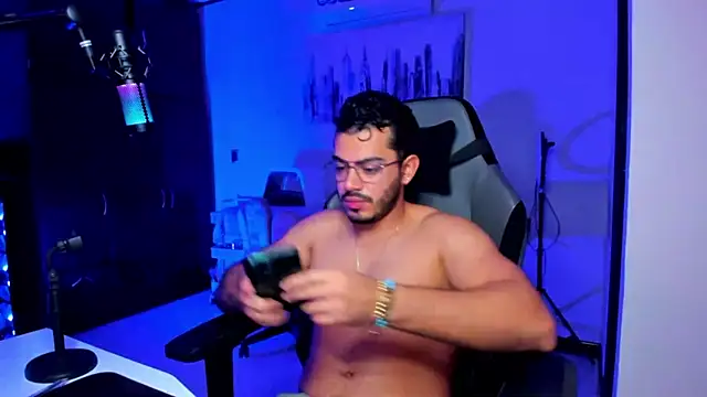 Snapshot of BrunoD31 chatting on 6, 11, 2025 BrunoD31 online show from 6, 11, 2025