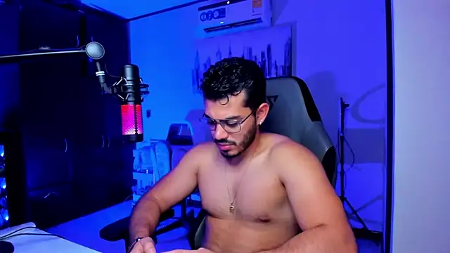 Snapshot of BrunoD31 chatting on 7, 11, 2025 BrunoD31 online show from 7, 11, 2025