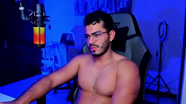 Snapshot of BrunoD31 chatting on 9, 11, 2025 BrunoD31 online show from 9, 11, 2025