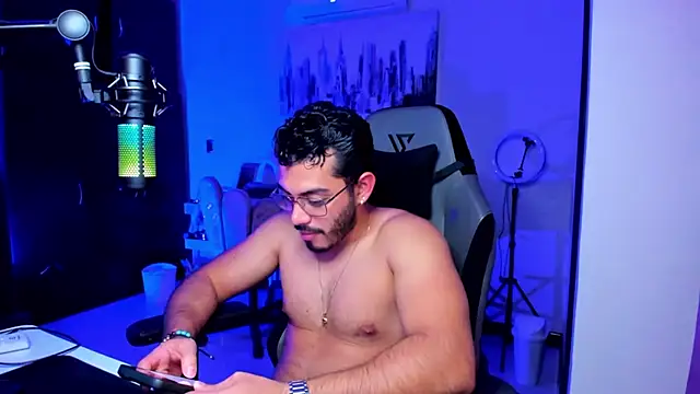 Snapshot of BrunoD31 chatting on 23, 11, 2025 BrunoD31 online show from 23, 11, 2025