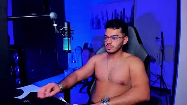 Snapshot of BrunoD31 chatting on 1, 12, 2025 BrunoD31 online show from 1, 12, 2025