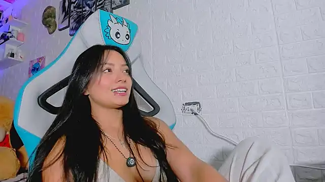 missycanoo online show from 1, 10, 2025