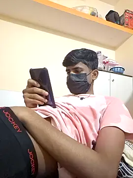 KissesBoyAD online show from 14, 1, 2025