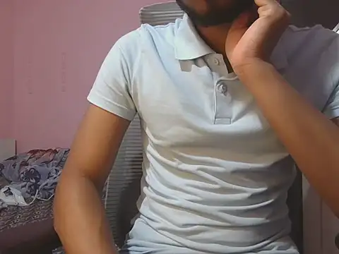 KissesBoyAD online show from 16, 9, 2025