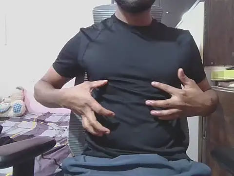 KissesBoyAD online show from 25, 10, 2025